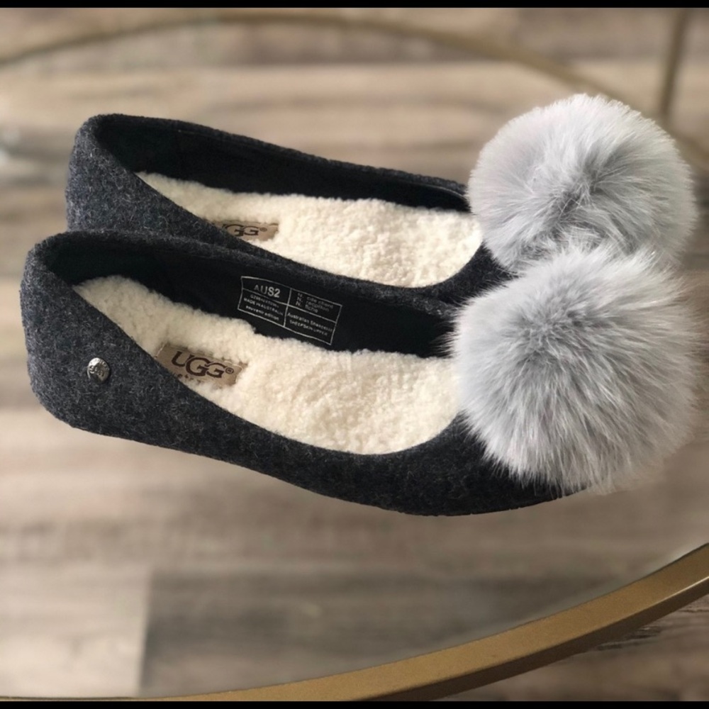 Gorgeous UGG sheepskin slippers with poms